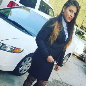 Meet your Posher, Reyna